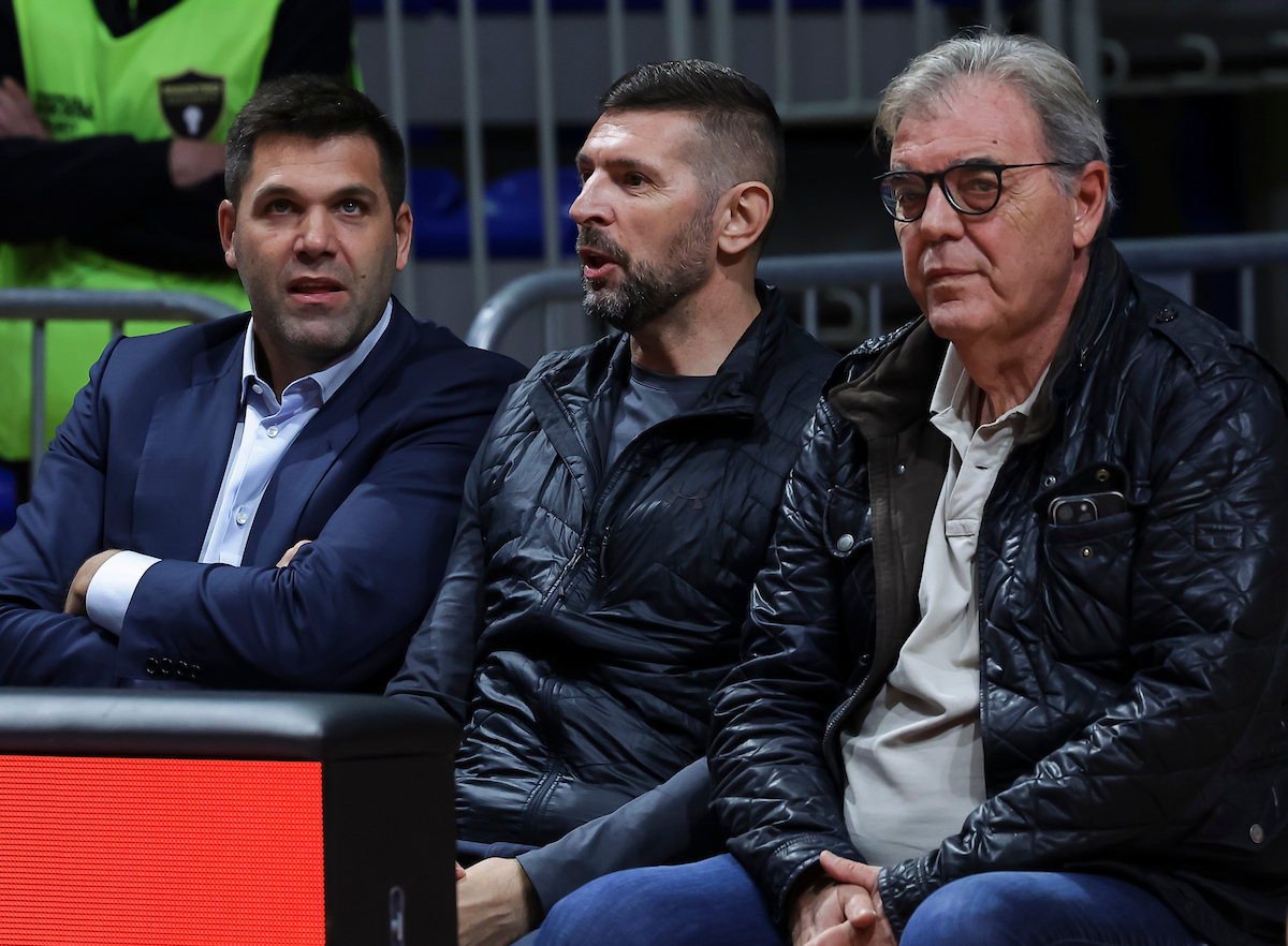 Lončar: ''Onaj gest kada Bonga vuče igrača za dres...''